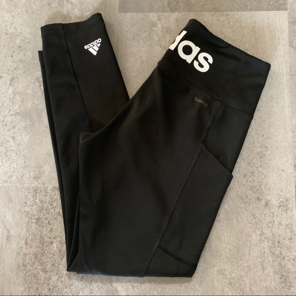 ADIDAS Cropped Leggings W/ Pocket Size M